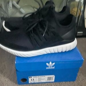 Adidas tubular very comfortable. Great looking shoe
